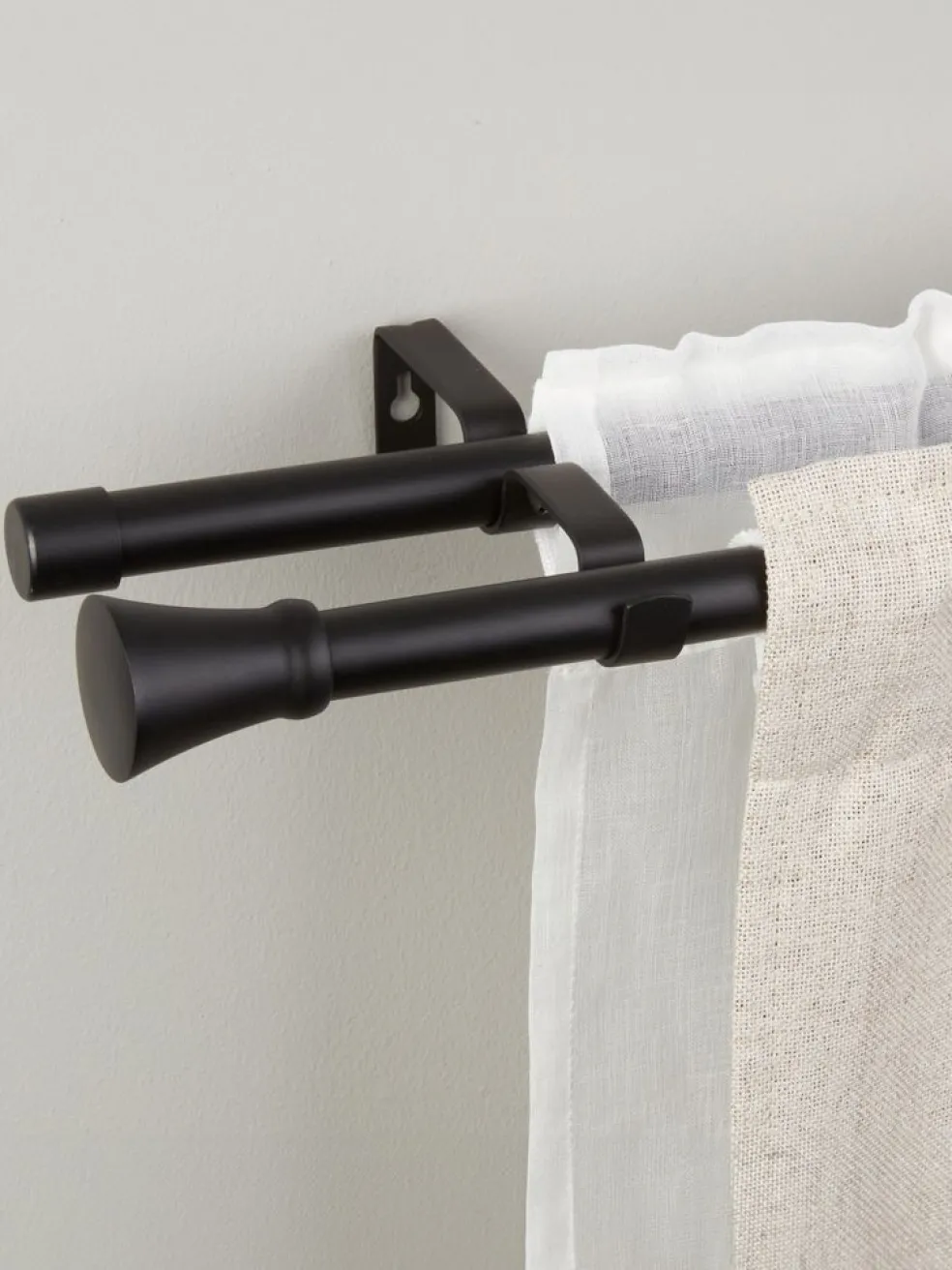 CONETringle à rideau double CONE 200-340cm noir
