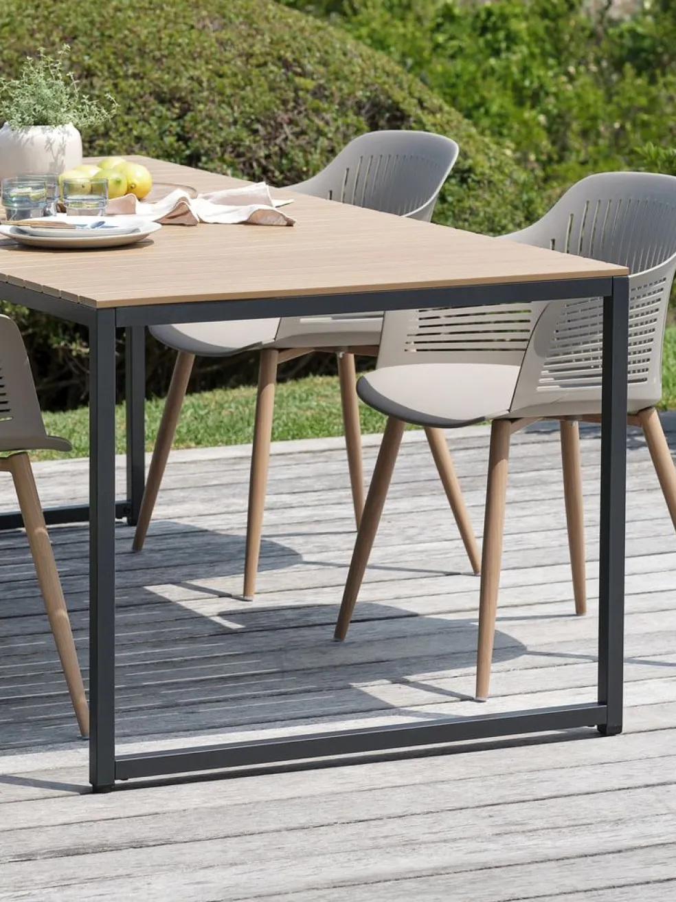 DAGSVADTable de jardin DAGSVAD l90xL190 naturel