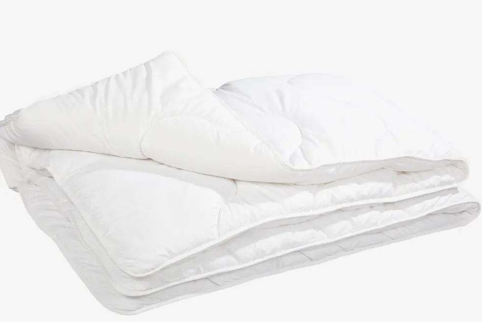 DUNLOPILLO EDITIONGoldCouette synthétique 240x220 DUNLOPILLO EDITION extra chaude