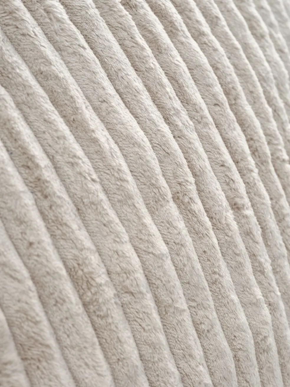 FOULUMPouf poire FOULUM 109x80x109 tissu velours côtelé beige
