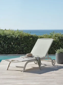 HANSTHOLMBain de soleil HANSTHOLM l76xL202 beige