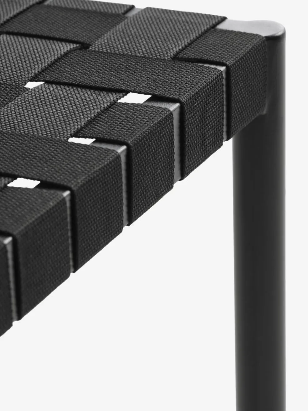 HOBRO + HAGLEBUHOBRO L70 table naturel + 2 HAGLEBU chaises noir