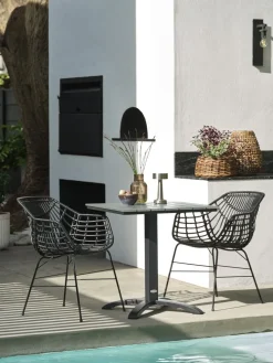 HOBRO + ILDERHUSEHOBRO L70 table gris + 2 ILDERHUSE chaises noir