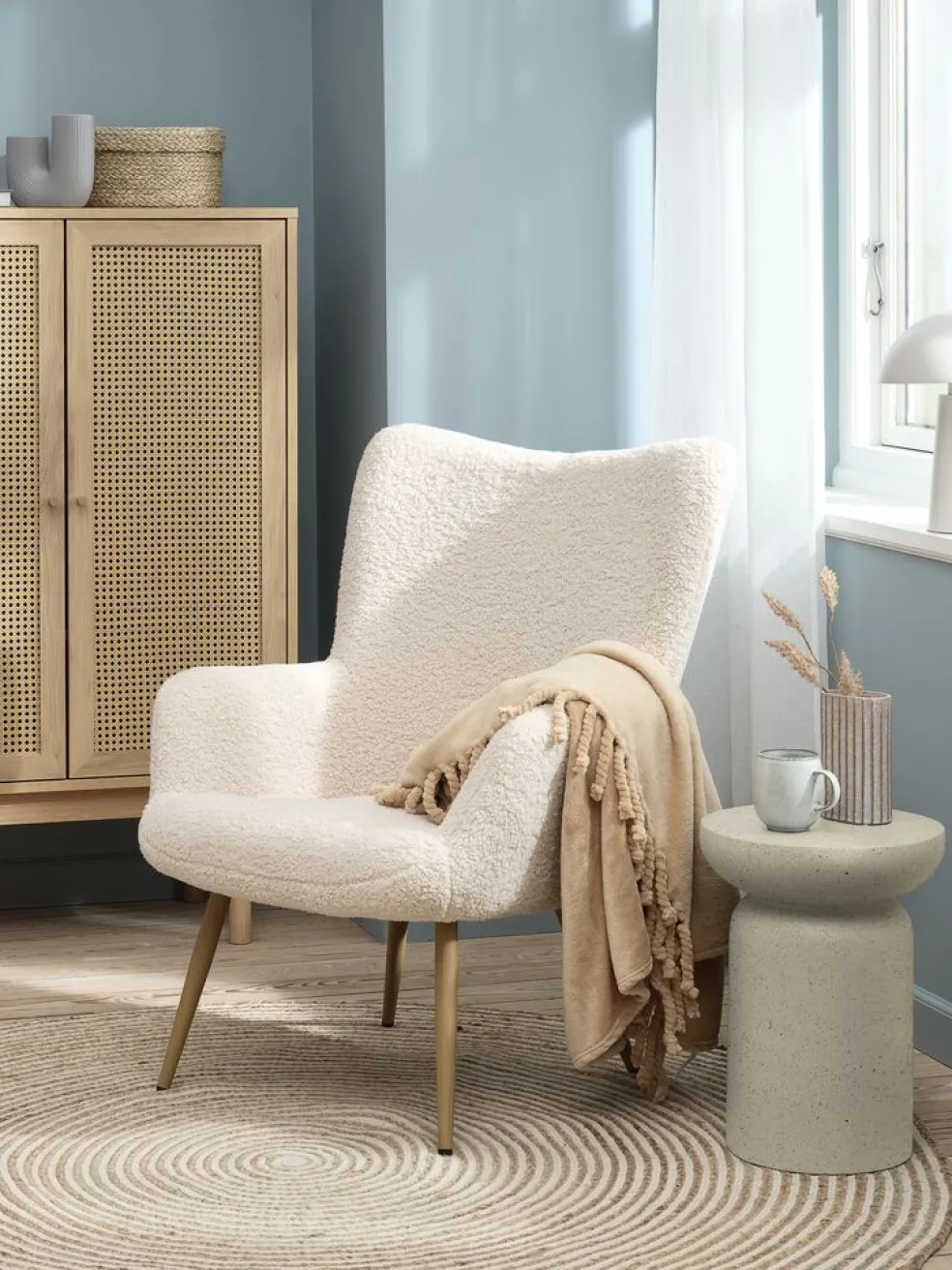HUNDESTEDFauteuil HUNDESTED tissu teddy blanc cassé/coloris chêne