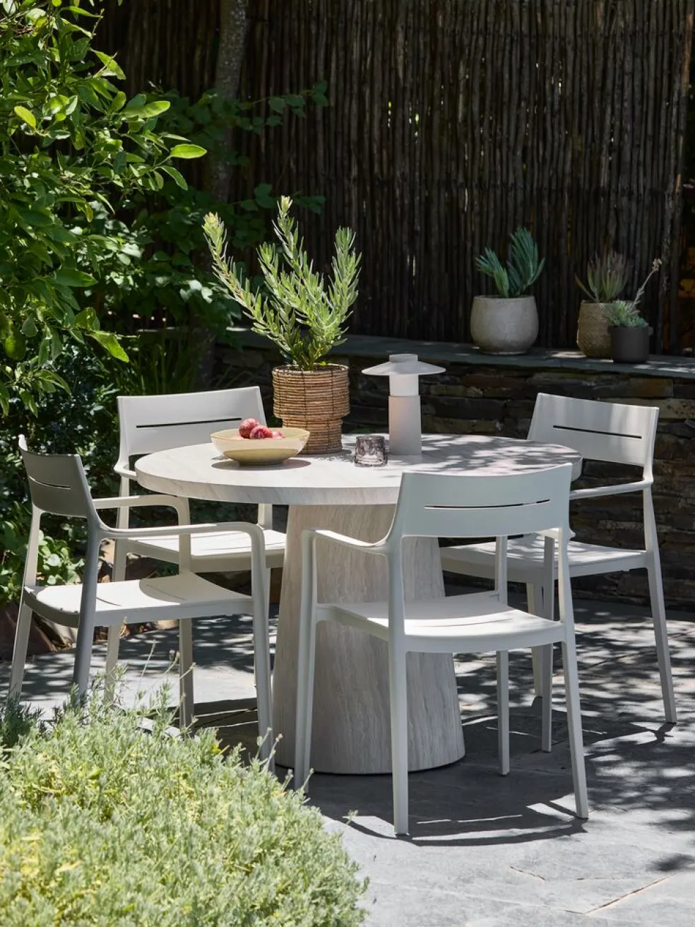 INGSTRUPChaise empilable INGSTRUP beige