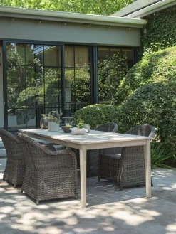 KOLLEN + GAMMELBYKOLLEN L205 table acacia + 4 GAMMELBY chaises gris