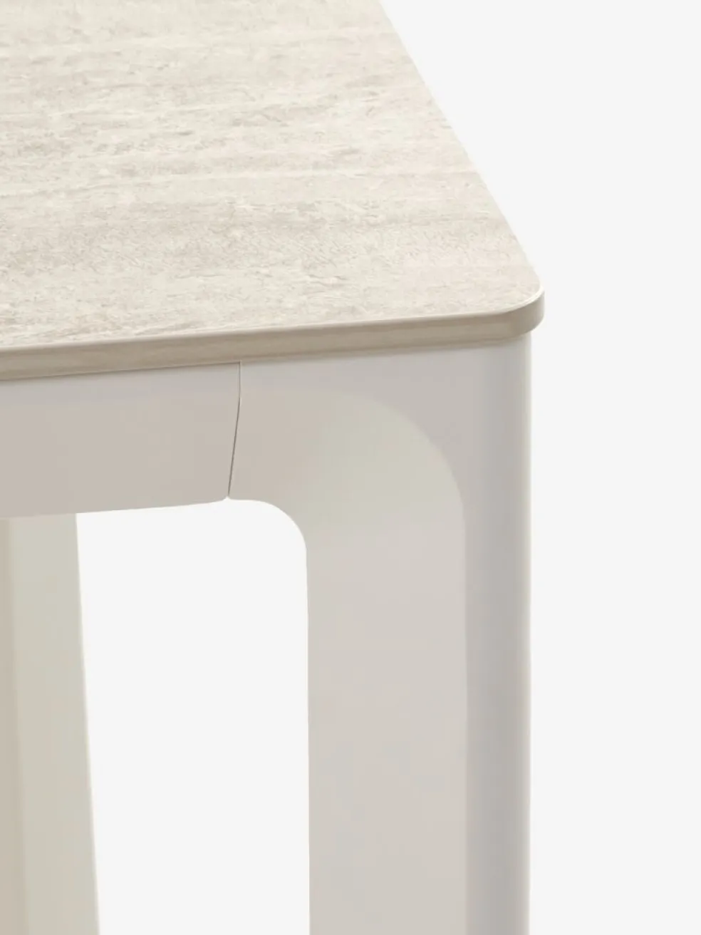 KUMLA + INGSTRUPKUMLA L150 table + 4 INGSTRUP chaises beige