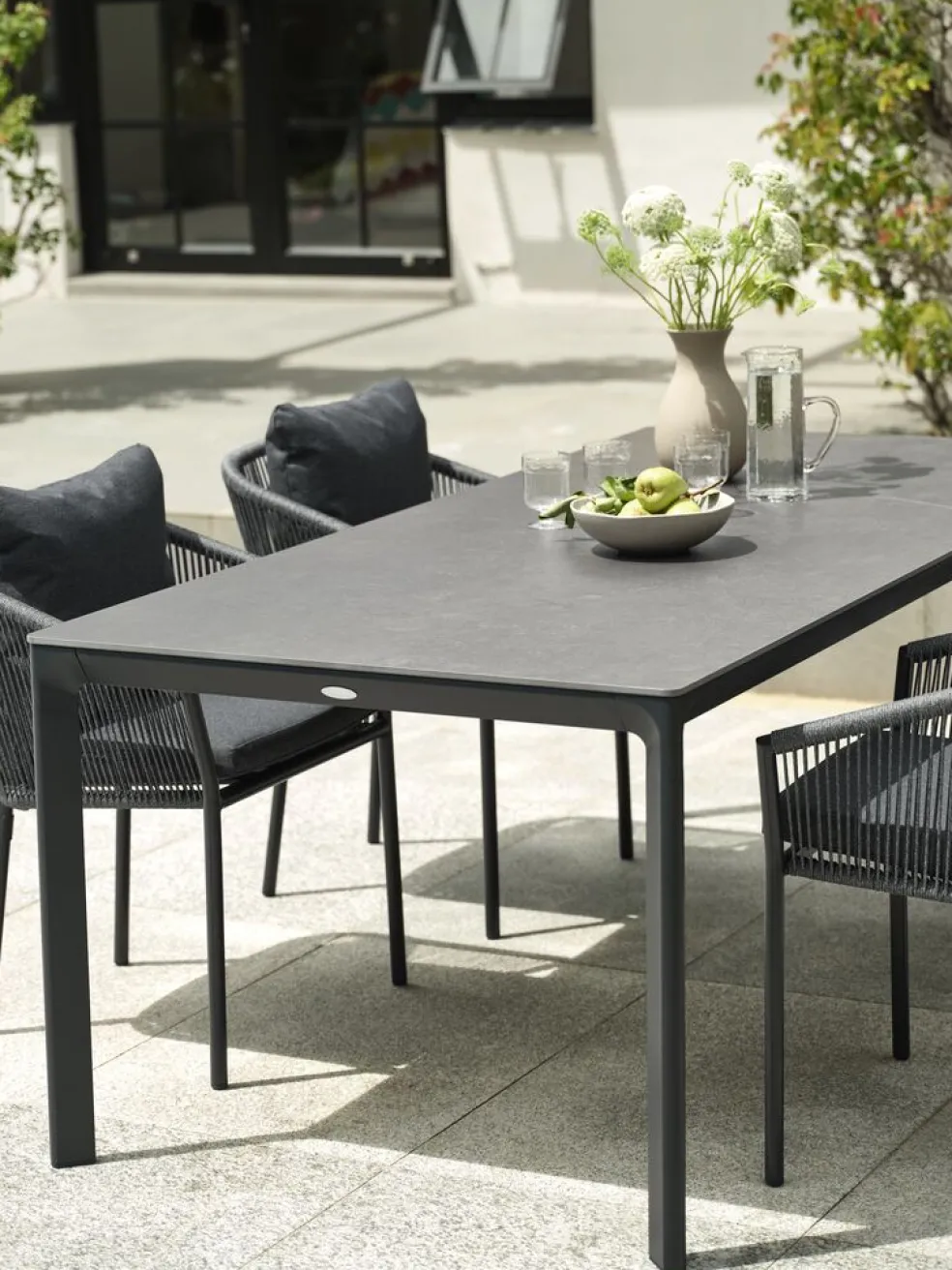 KUMLATable de jardin KUMLA l95xL200 gris