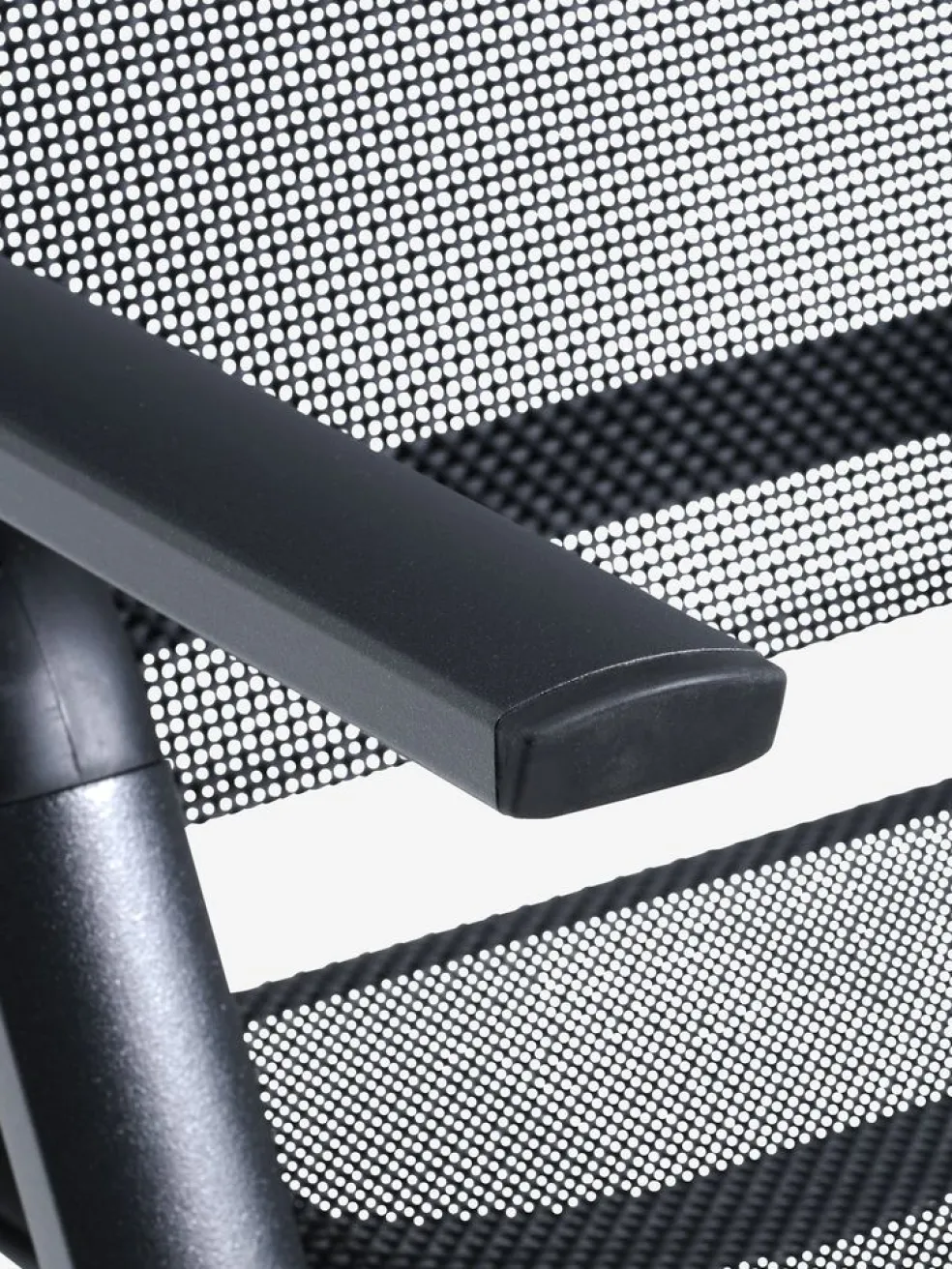 MADERUP + LOMMAMADERUP L150 table noir + 4 LOMMA chaises inclinable noir