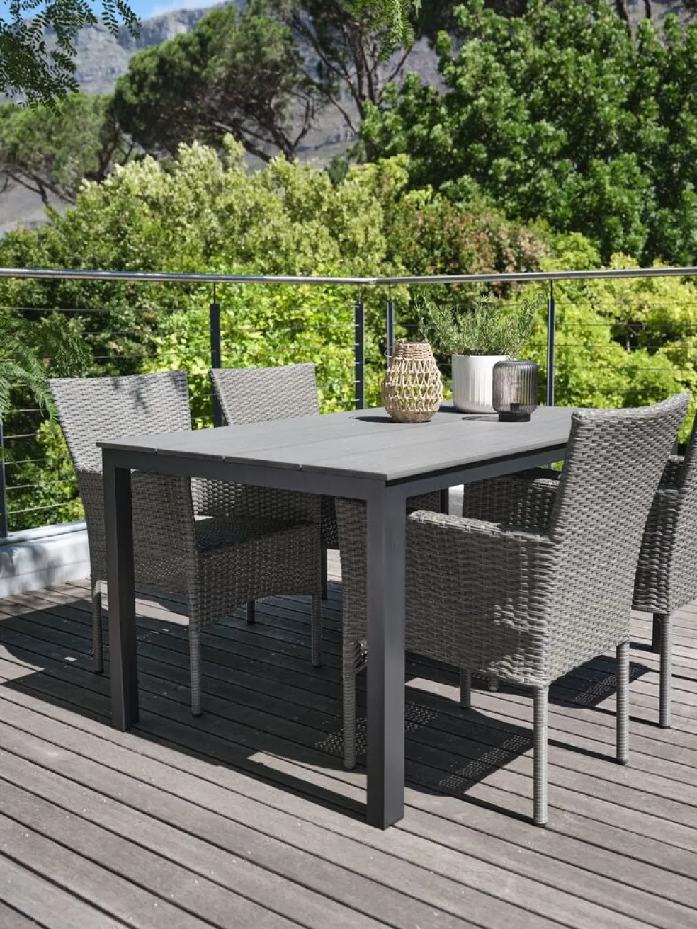 MARIELYST + AIDTMARIELYST L150 table + 4 AIDT chaises gris