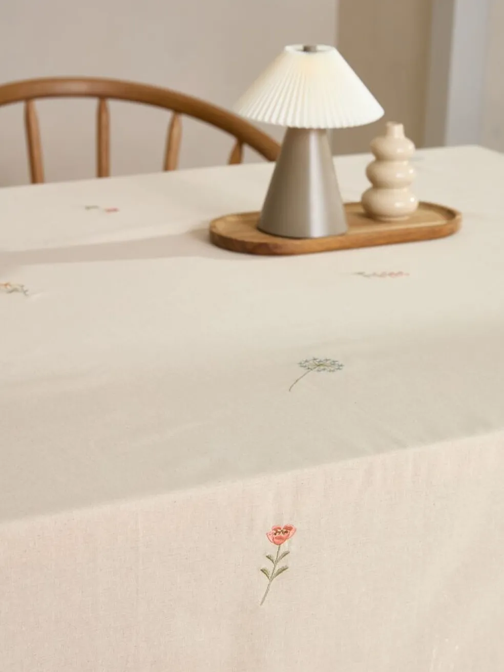 PELARGONIANappe PELARGONIA 140x240 beige