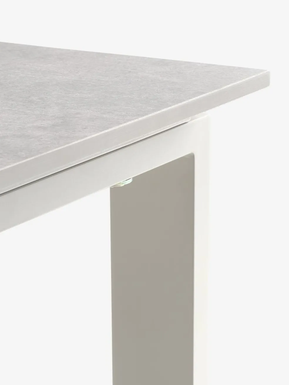 SONNERUP + GILJASONNERUP L215 table +4 GILJA chaises beige