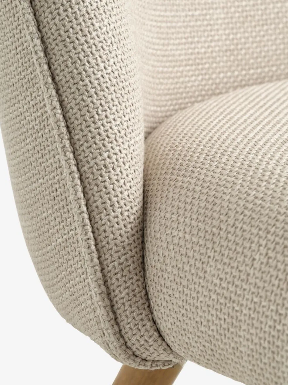 THORUPFauteuil THORUP tissu beige/coloris chêne