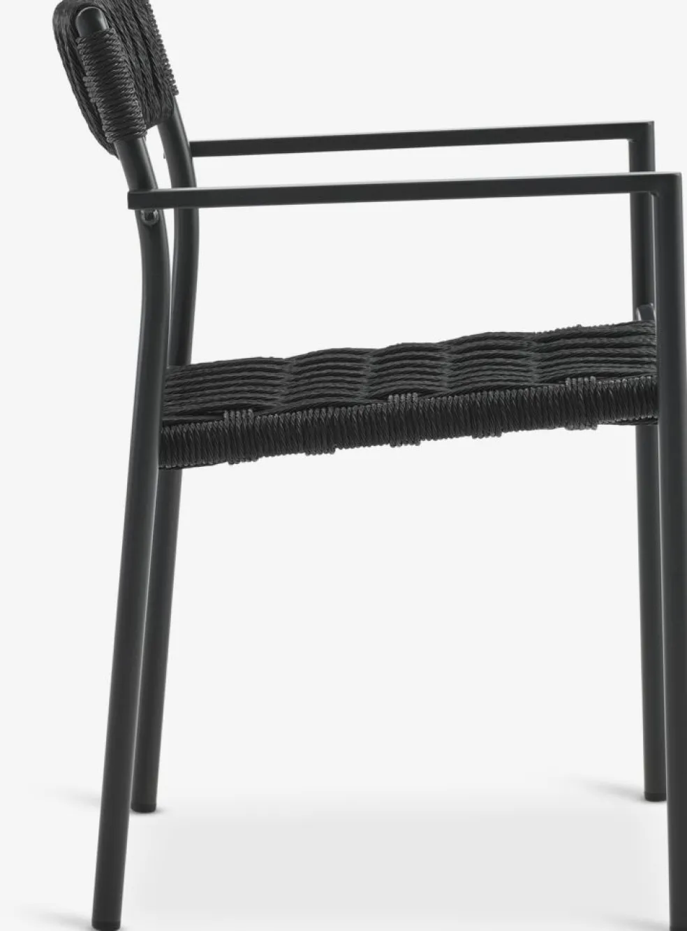 VIERLI + TRILLEVALLENVIERLI L149 table + 4 TRILLEVALLEN chaises noir