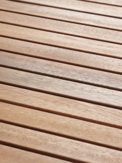 VRAADAL + VRAADALVRAADAL L62 table + 2 VRAADAL chaises eucalyptus